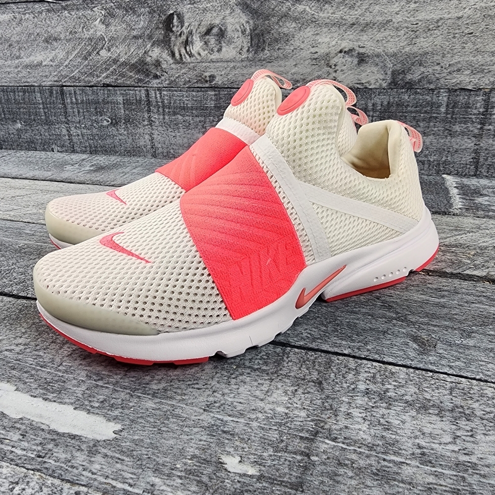 Sold New Nike Presto Extreme Size 7.5